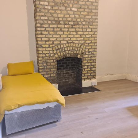 One Bedroom Apartment Дублин Экстерьер фото